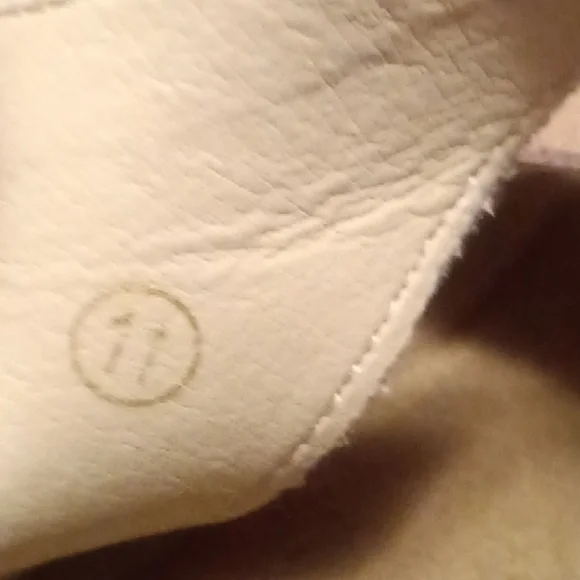 Skechers Women's Suede Sandals. - Picture 10 of 13